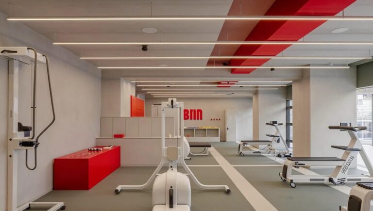 Quel vélo d’appartement choisir : repères clairs et erreurs à éviter