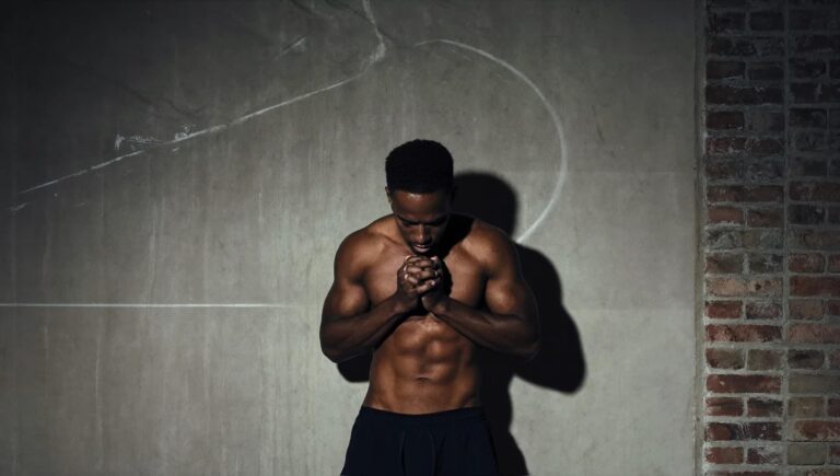 Séances de yoga pour sculpter la force, pas l’usure